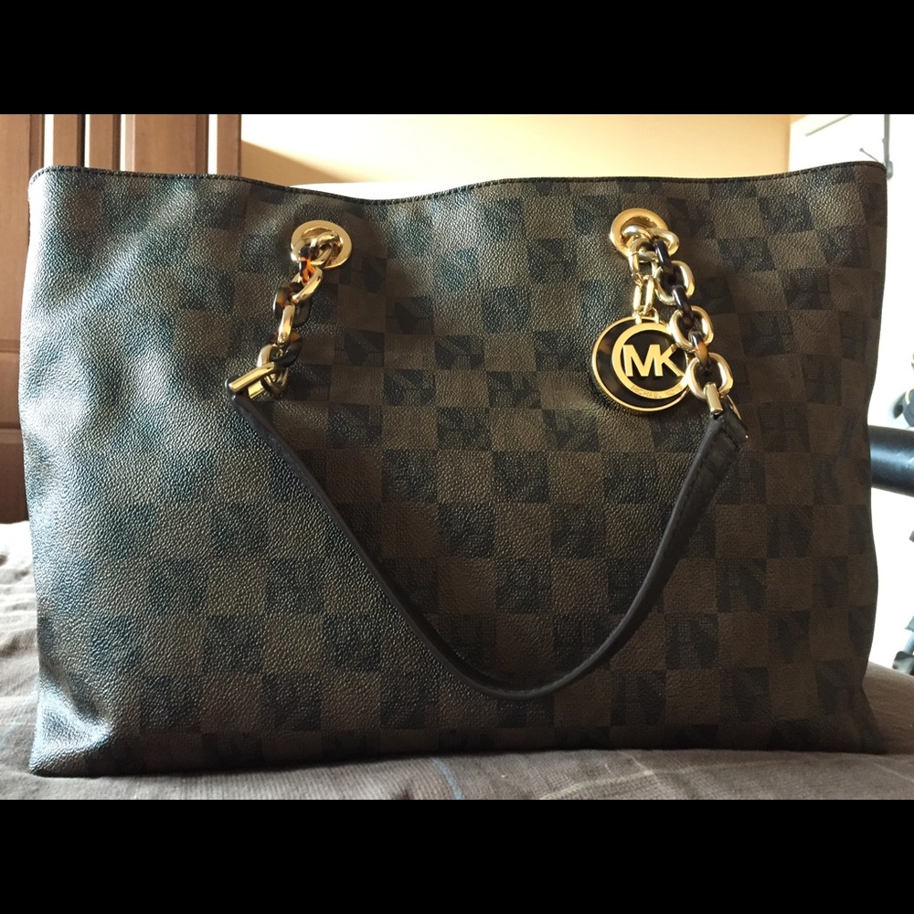 MK Kors Cynthia handbag original